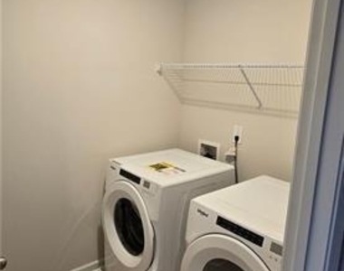 186 Meander Drive - Photo Thumbnail 11