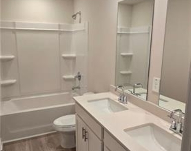 186 Meander Drive - Photo Thumbnail 15