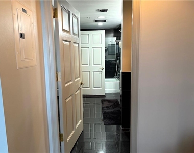75 14th Street Ne - Photo Thumbnail 12