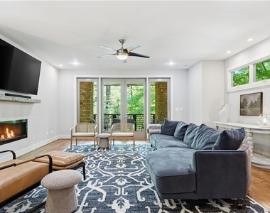 4373 Wieuca Road Ne - Photo Thumbnail 14