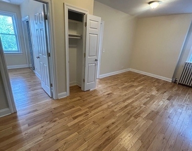 4554 W George Street - Photo Thumbnail 6