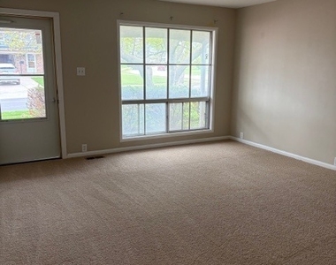 713 Essex Avenue - Photo Thumbnail 3