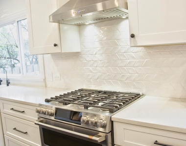 2s316 Arrowhead Drive - Photo Thumbnail 10