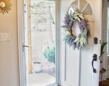 2s316 Arrowhead Drive - Photo Thumbnail 2