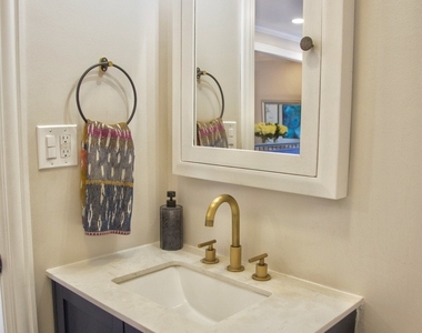 2s316 Arrowhead Drive - Photo Thumbnail 17
