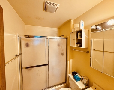 531 Leah Lane - Photo Thumbnail 4