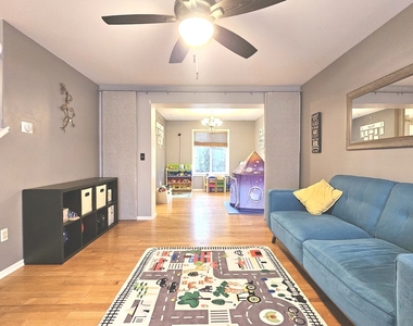 579 Scott Lane - Photo Thumbnail 5