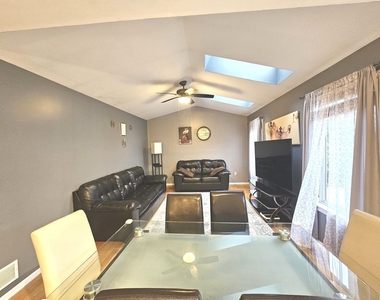 579 Scott Lane - Photo Thumbnail 14