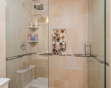 2800 N Lake Shore Drive - Photo Thumbnail 13