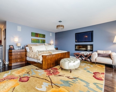 2800 N Lake Shore Drive - Photo Thumbnail 14