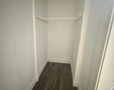 616 E 6th Street - Photo Thumbnail 5