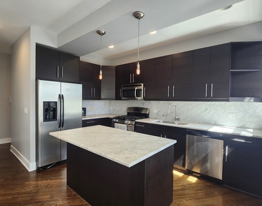 3900 W Cornelia Avenue - Photo Thumbnail 8