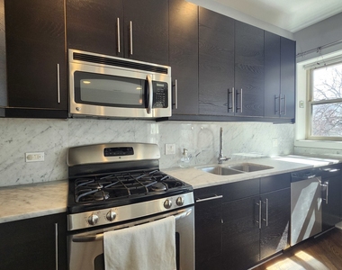 3900 W Cornelia Avenue - Photo Thumbnail 10