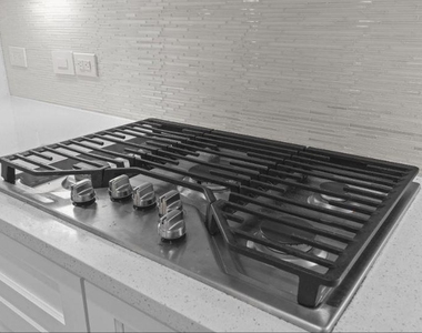 836 Fisher Street - Photo Thumbnail 9