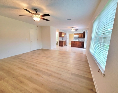 3226 Granite Lake Drive - Photo Thumbnail 6