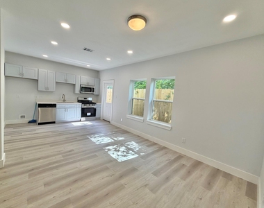 3535 Alderfer Street - Photo Thumbnail 1