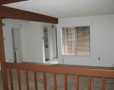 3020 Windchase - Photo Thumbnail 7