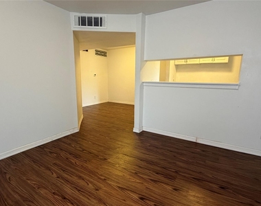 10601 South Drive - Photo Thumbnail 1