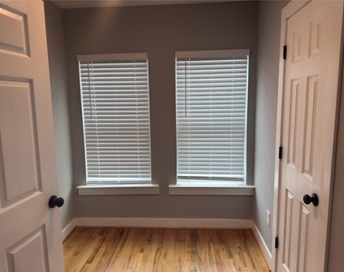 515 Caplin Street - Photo Thumbnail 6