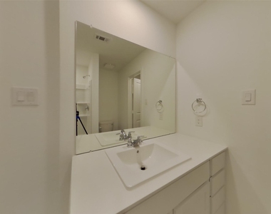 3017 Fantasy Terrace Drive - Photo Thumbnail 6
