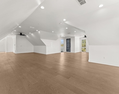 3814 Wadford Street - Photo Thumbnail 32