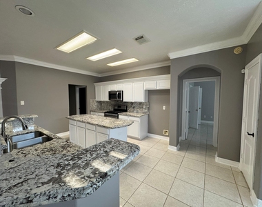 15314 Carsen Bend Drive - Photo Thumbnail 7