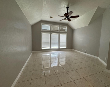 15314 Carsen Bend Drive - Photo Thumbnail 11