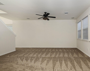 102 Blue Creek - Photo Thumbnail 4