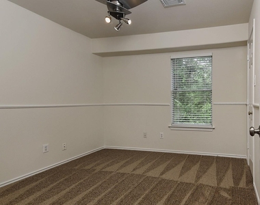 102 Blue Creek - Photo Thumbnail 18
