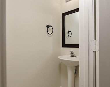 102 Blue Creek - Photo Thumbnail 10