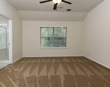 102 Blue Creek - Photo Thumbnail 12
