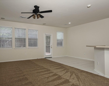 102 Blue Creek - Photo Thumbnail 3