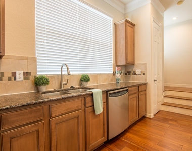3002 Clearview Circle - Photo Thumbnail 21