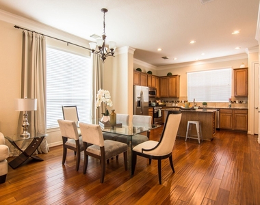 3002 Clearview Circle - Photo Thumbnail 6