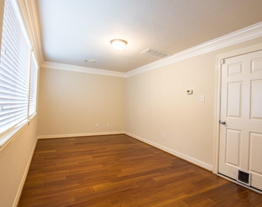 3002 Clearview Circle - Photo Thumbnail 16