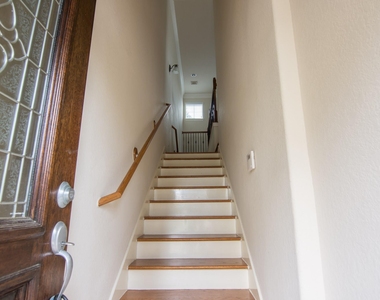 3002 Clearview Circle - Photo Thumbnail 13
