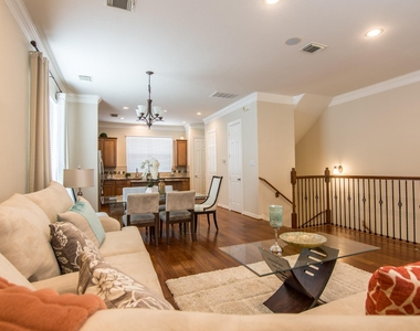 3002 Clearview Circle - Photo Thumbnail 12