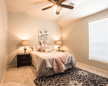 3002 Clearview Circle - Photo Thumbnail 33