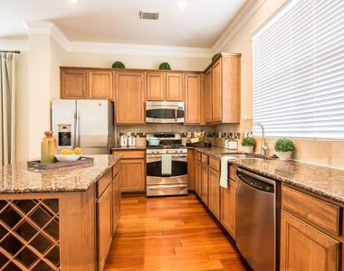 3002 Clearview Circle - Photo Thumbnail 19