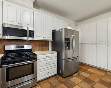 14874 Cygnus Court - Photo Thumbnail 9