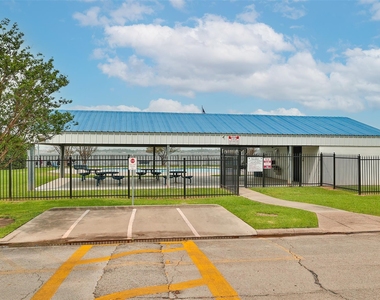 14874 Cygnus Court - Photo Thumbnail 25