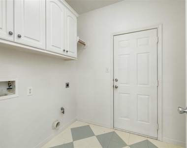 14874 Cygnus Court - Photo Thumbnail 13