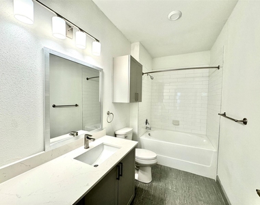 3333 Weslayan St Street - Photo Thumbnail 10