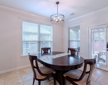 14 Arrowfeather Place - Photo Thumbnail 16