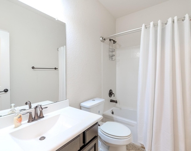 14 Arrowfeather Place - Photo Thumbnail 30