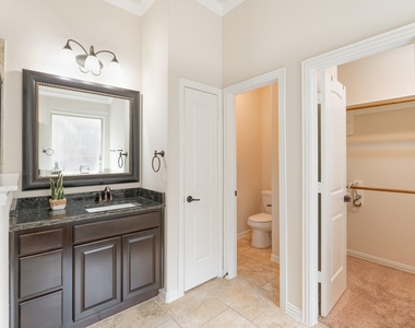 14 Arrowfeather Place - Photo Thumbnail 22