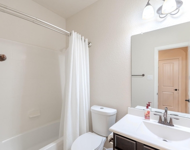 14 Arrowfeather Place - Photo Thumbnail 27