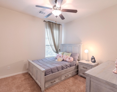 14 Arrowfeather Place - Photo Thumbnail 25