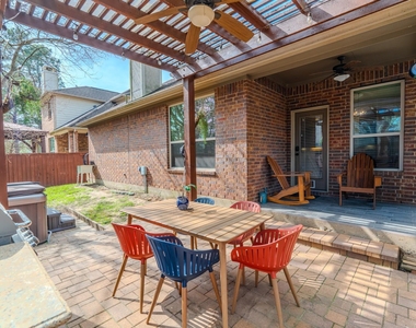 14 Arrowfeather Place - Photo Thumbnail 38