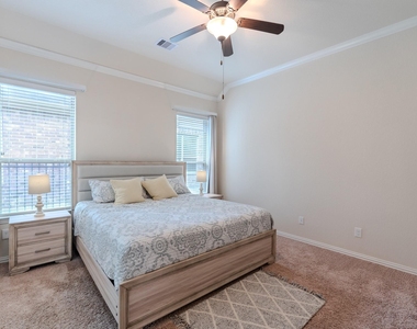 14 Arrowfeather Place - Photo Thumbnail 18